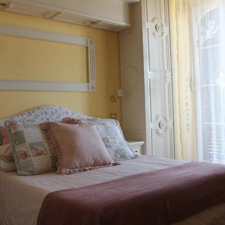 B&B Le Sorelle Napels Buitenkant foto